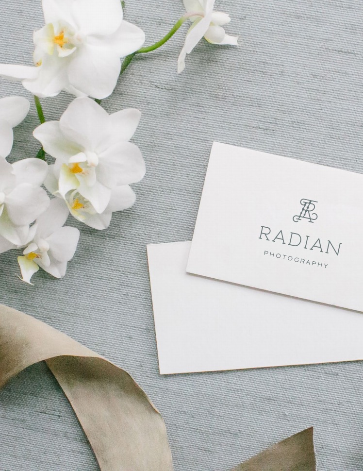 Creme Brands Radian Photography logo