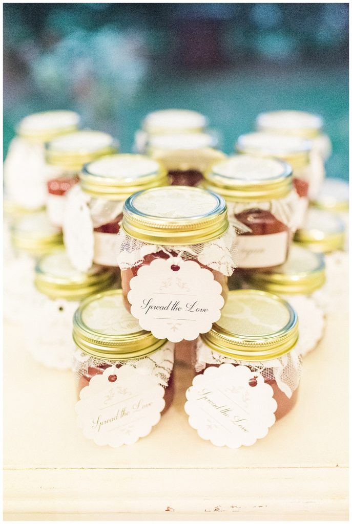 wedding favors jam jars