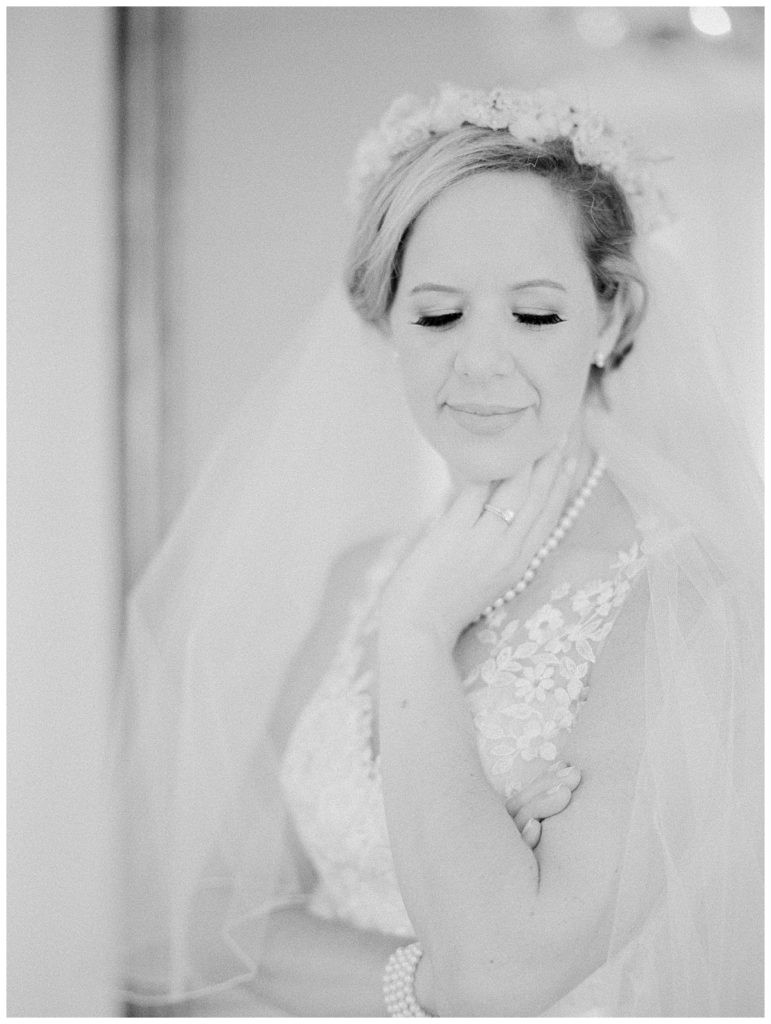 black and white bridal portrait