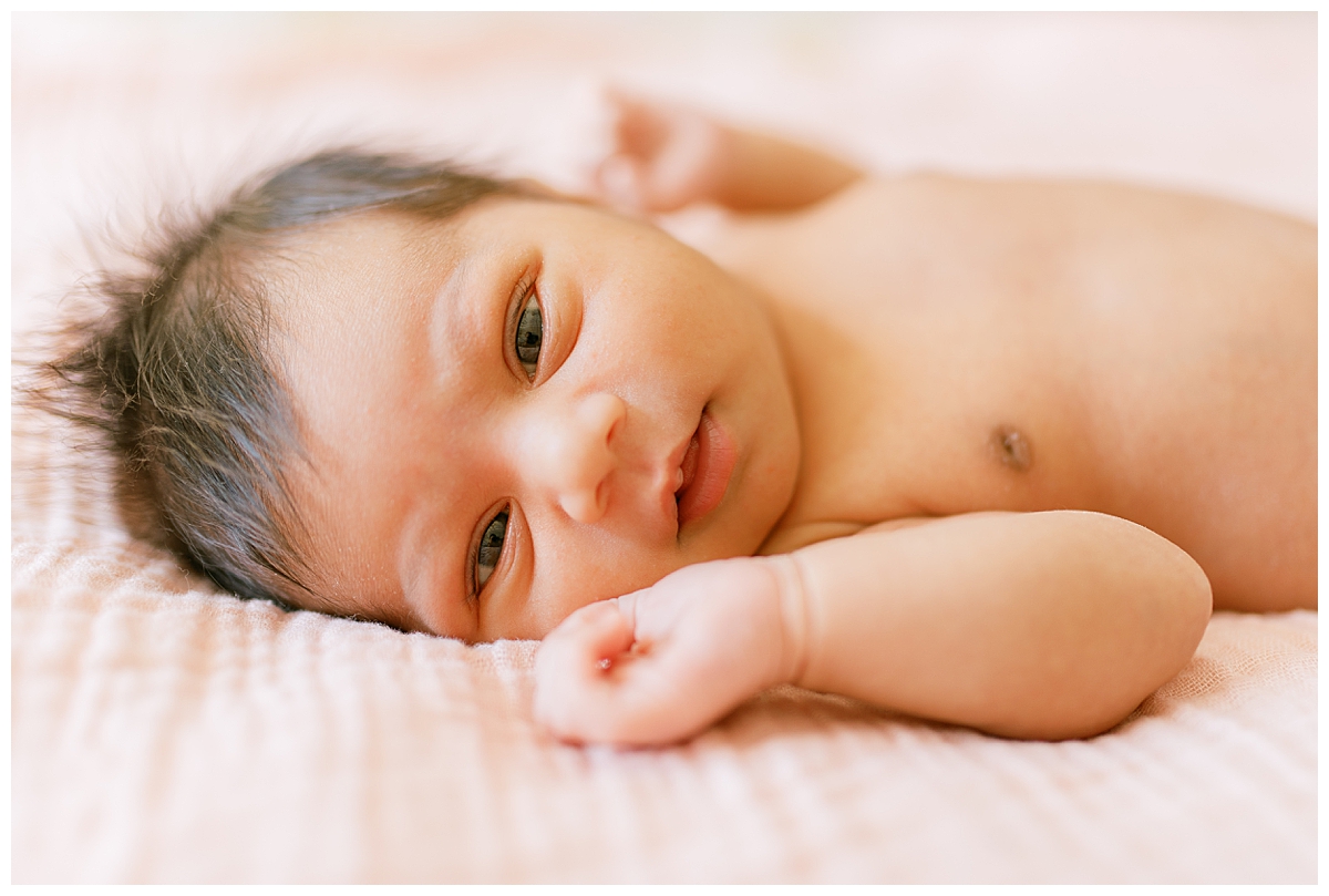 newborn baby grey eyes