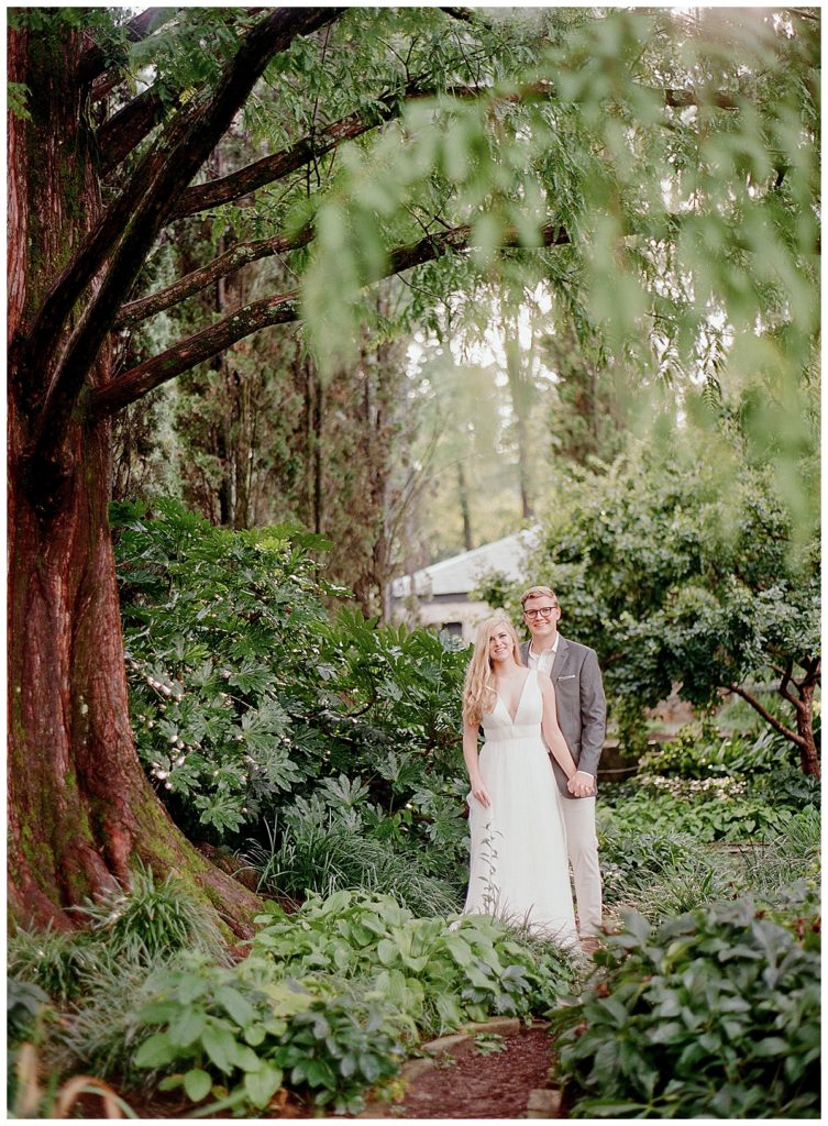 couple portraits in the raleigh rose garden