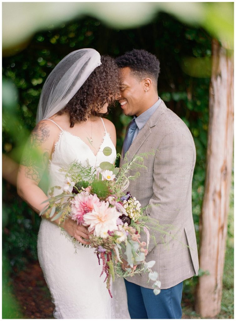 bride and groom vineyard wedding