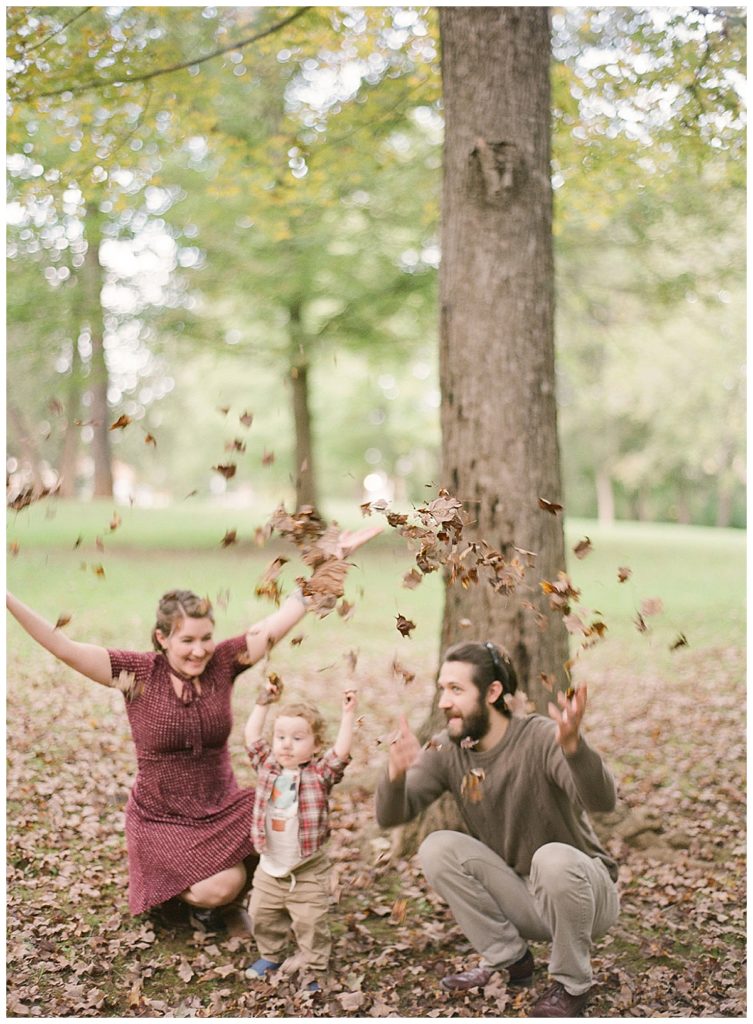 Fall Photo Family Throwing Leaves